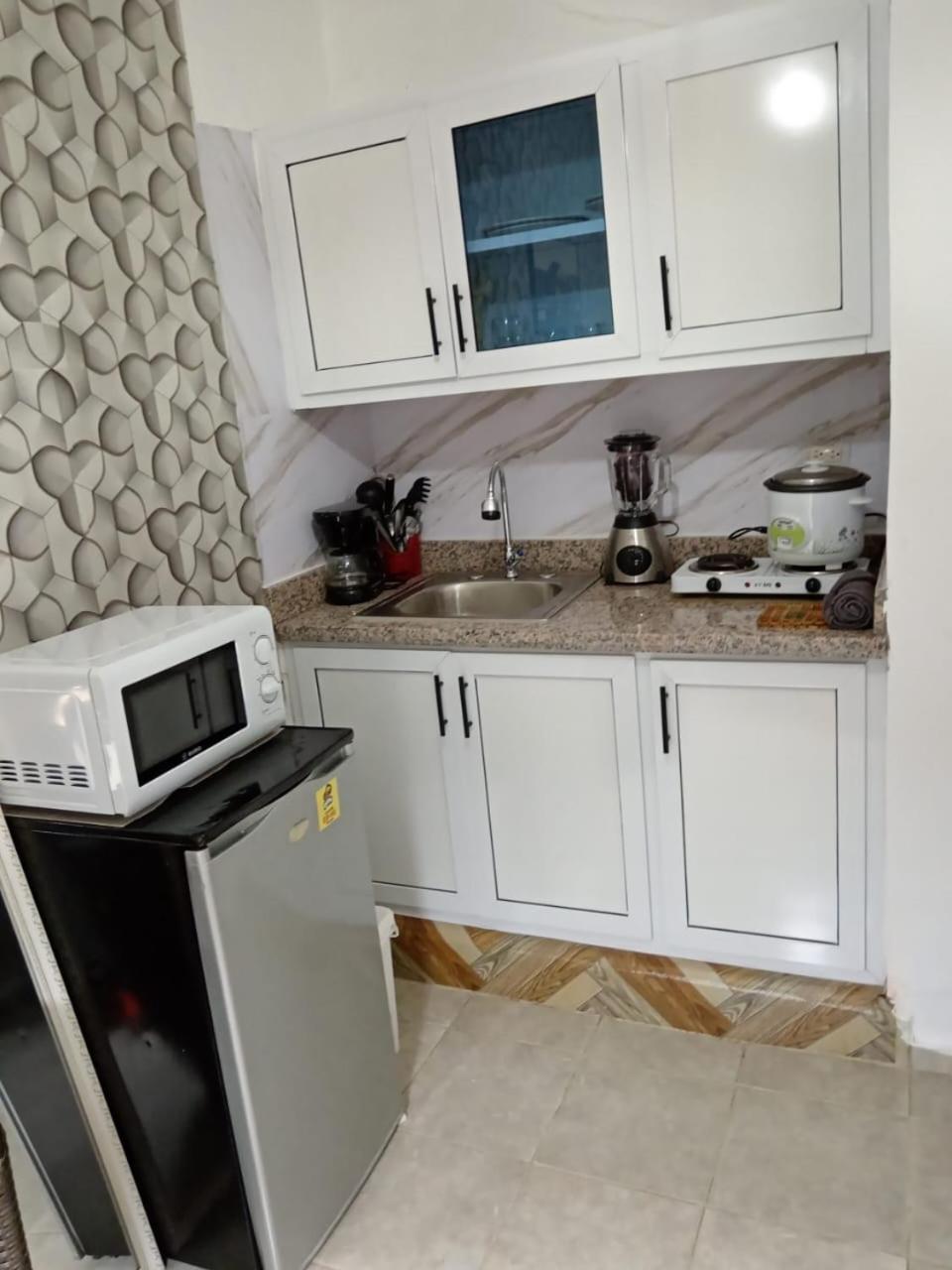 Apartamentos De 1 2 Y 3 Habitaciones 산티아고 데 로스 카바예로스 외부 사진