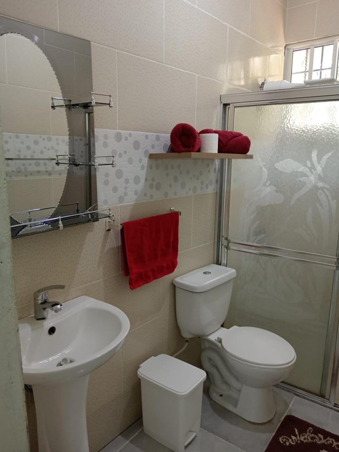 Apartamentos De 1 2 Y 3 Habitaciones 산티아고 데 로스 카바예로스 외부 사진