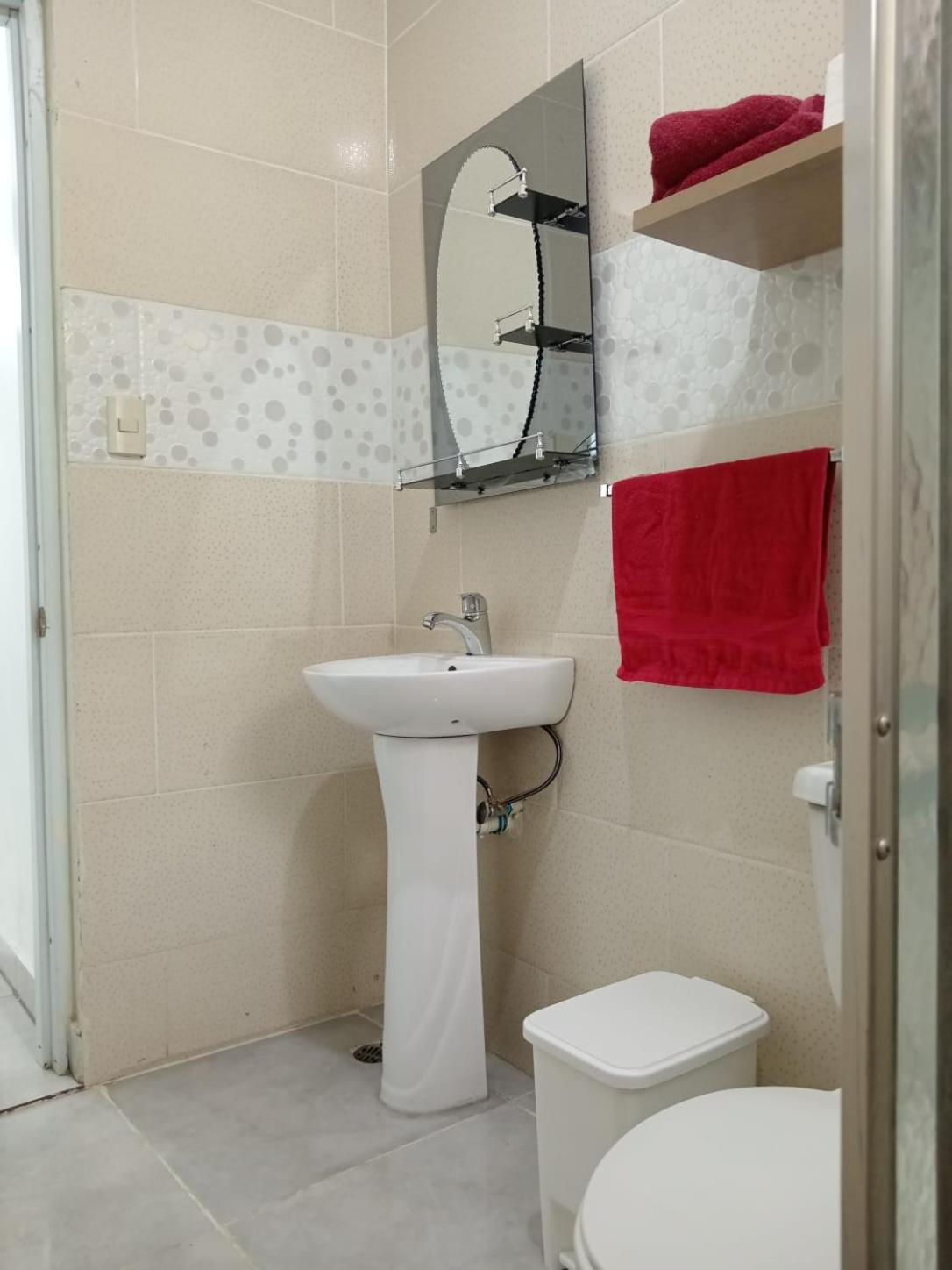 Apartamentos De 1 2 Y 3 Habitaciones 산티아고 데 로스 카바예로스 외부 사진