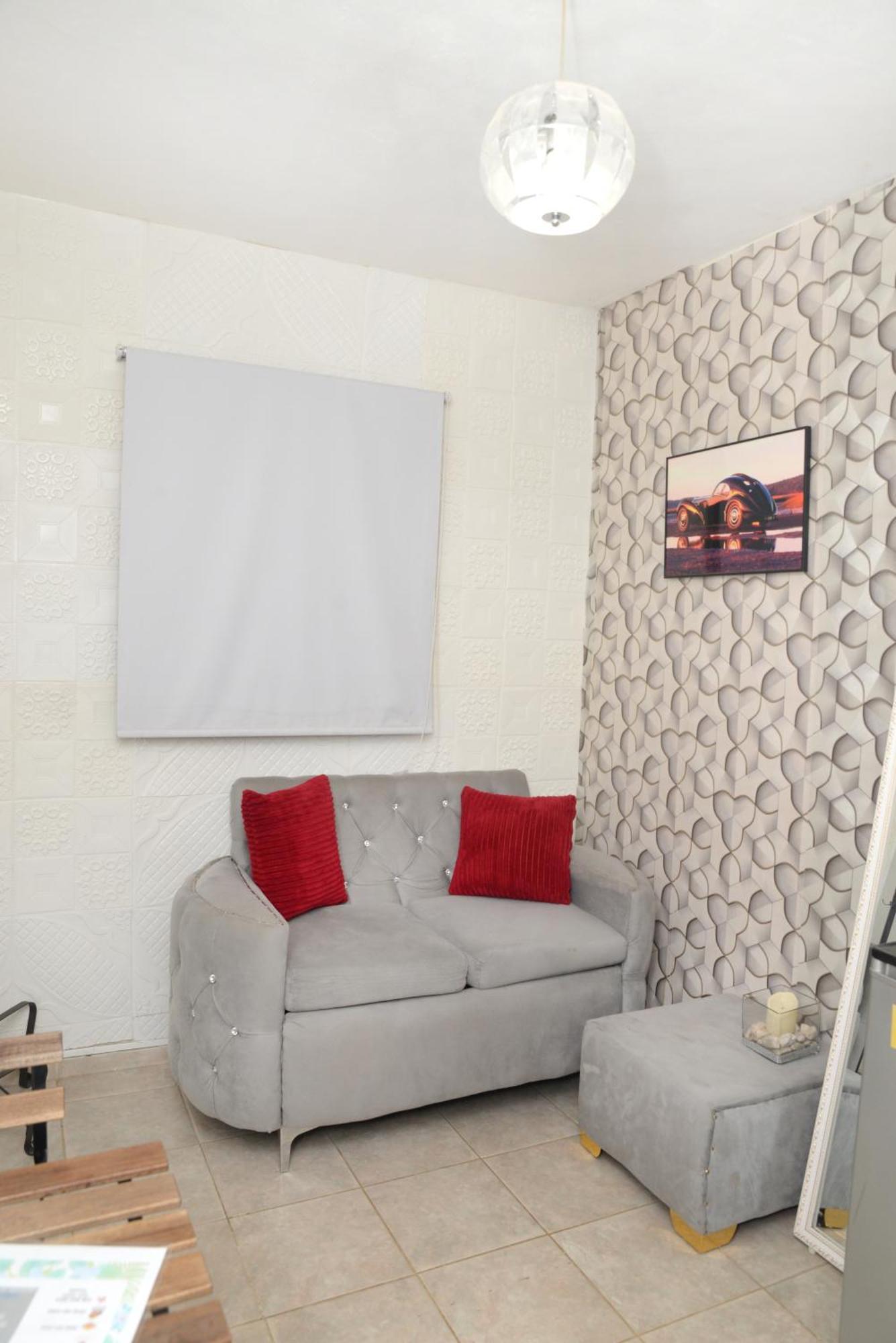 Apartamentos De 1 2 Y 3 Habitaciones 산티아고 데 로스 카바예로스 객실 사진