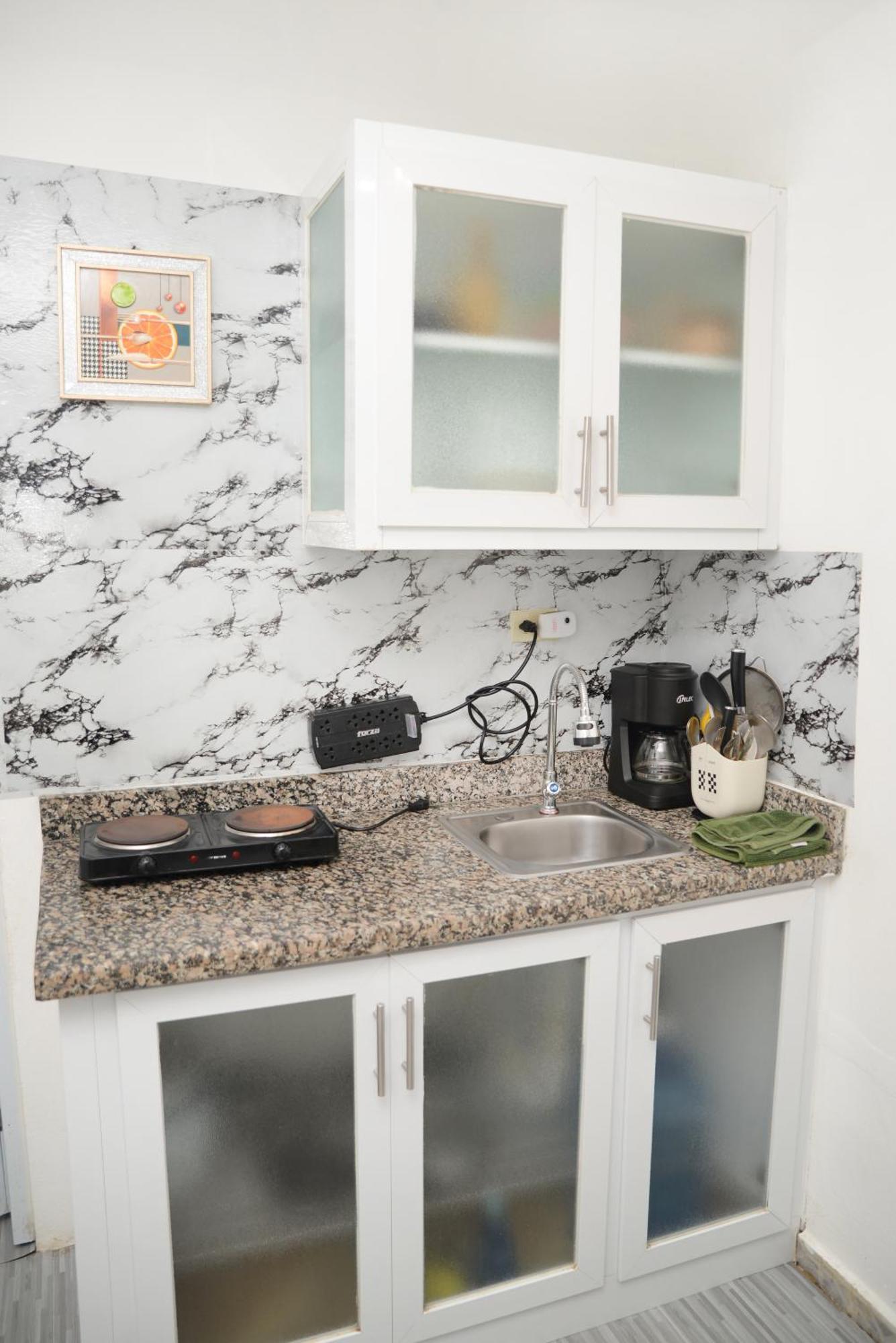 Apartamentos De 1 2 Y 3 Habitaciones 산티아고 데 로스 카바예로스 외부 사진