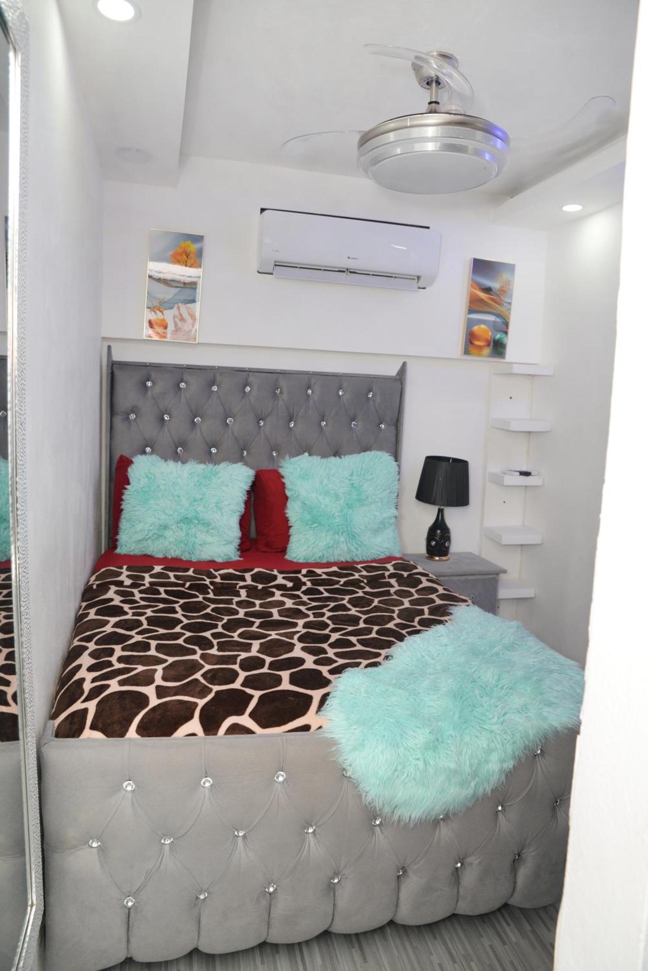 Apartamentos De 1 2 Y 3 Habitaciones 산티아고 데 로스 카바예로스 외부 사진
